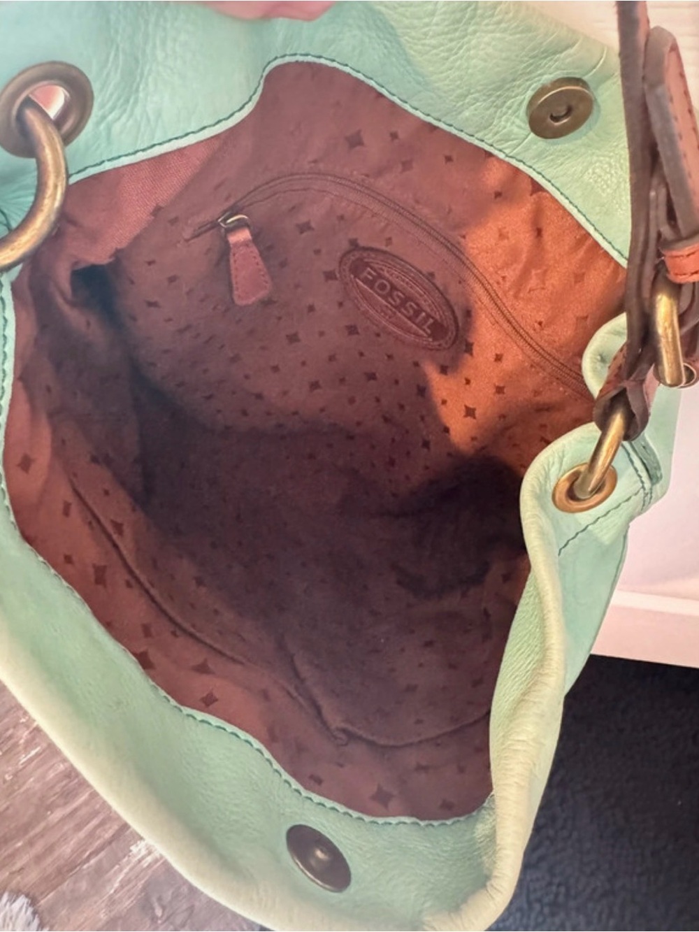 Fossil Mint Green Leather Shoulder Bag with Brown Accents - Picture 9 of 12